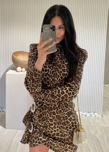 Белла, Г. Тутаев